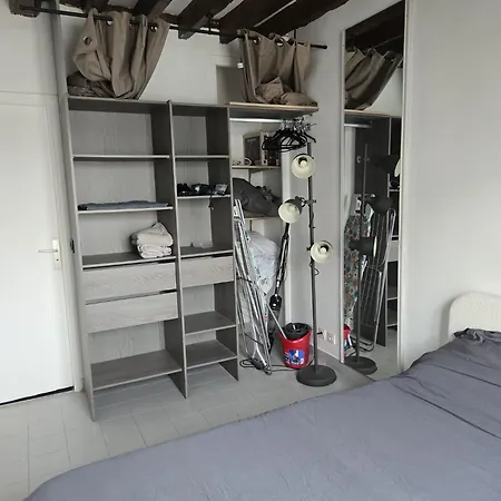 Apartment Cosy 1-bedroom - 17 Paris