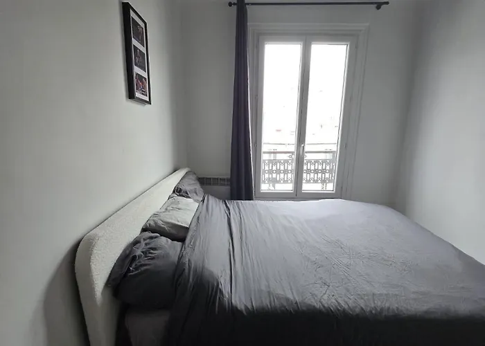 Cosy 1-bedroom - 17 Apartment *